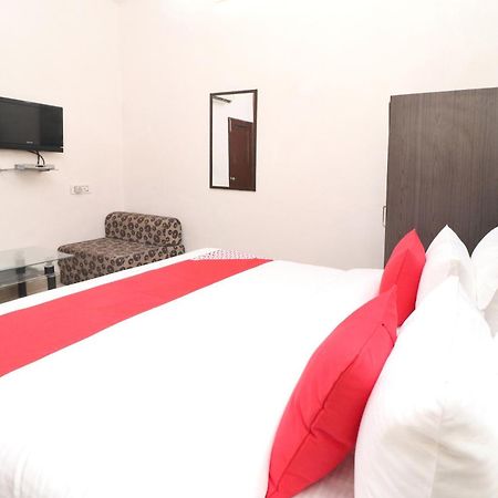 Oyo Hotel Kailash Regency Лудяна Екстериор снимка