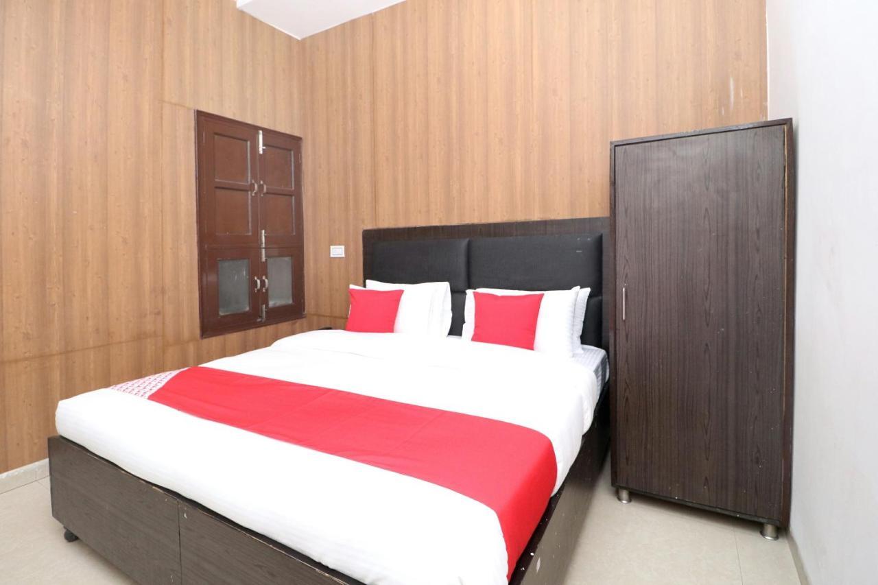 Oyo Hotel Kailash Regency Лудяна Екстериор снимка